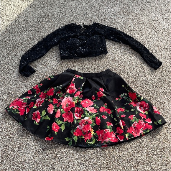 Sequin Hearts Black and Floral Ensemble - Picture 1 of 7